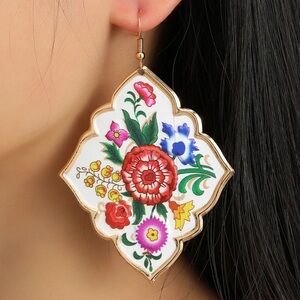 Floral Gold Earrings